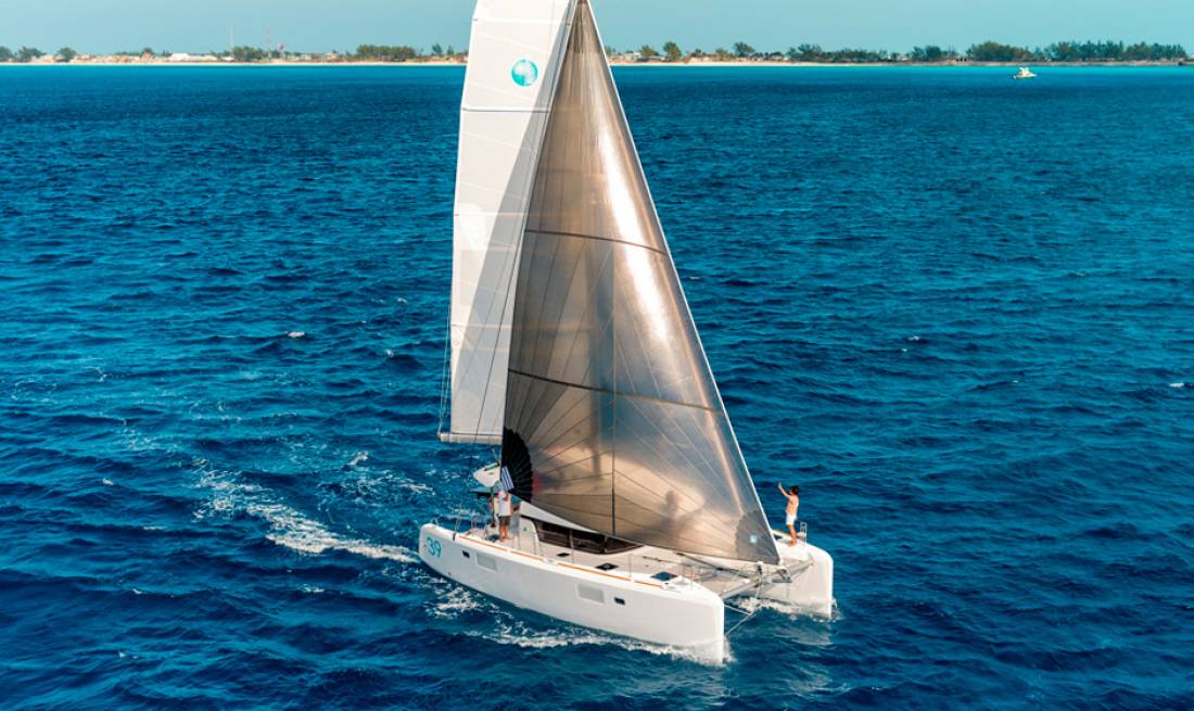 Yachts - Catamaran