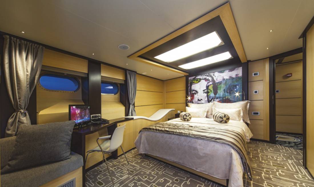 Yachts - Motor Yacht