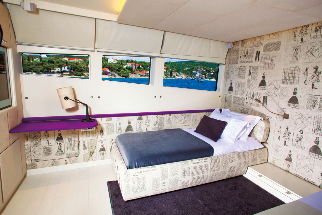 Yachts - Motor Yacht